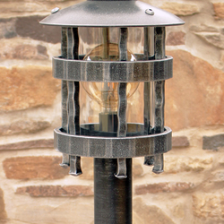Geschmiedete Standlampe fr Parks und Garten 'Historik' - Auenbeleuchtung  (mehr ber die Beleuchtung in unserem E-Shop)