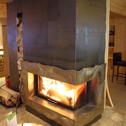 Fiery passion - wrought iron fireplace Srdieko Hotel