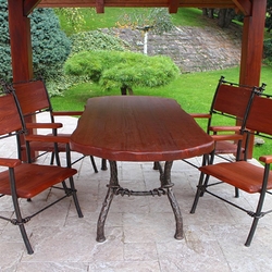 Schmiedeeiserner Tisch und Stühle - Luxusmöbel