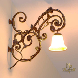 Rustikale Innenlampe, verfügbar in mehreren Patinafarben – Wandleuchte für Wohnhäuser, Hotels und Restaurants 