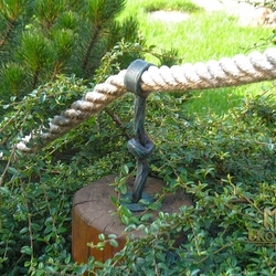 Schmiedeeiserner Handlaufhalter für ein Seil